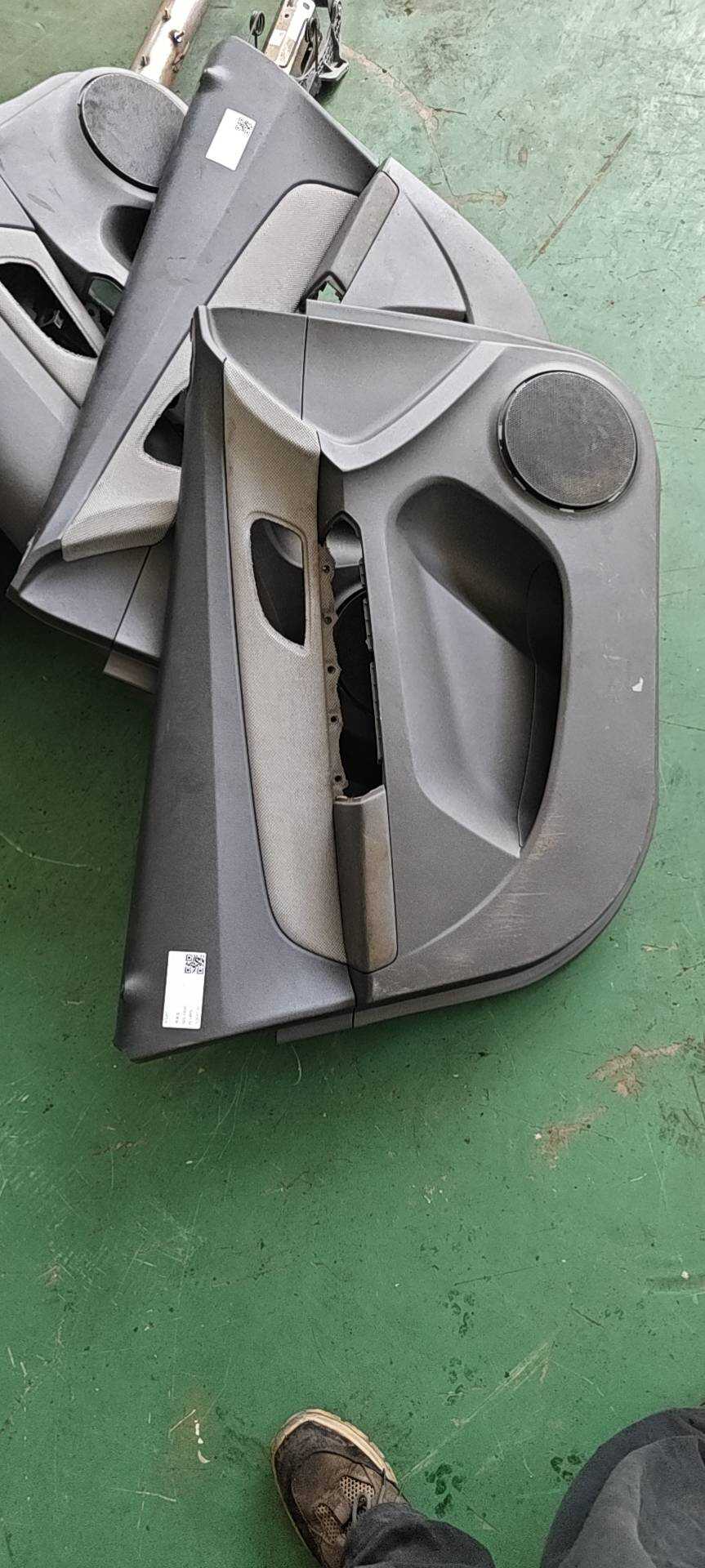 95184239 Front Door Trim Panel, Left