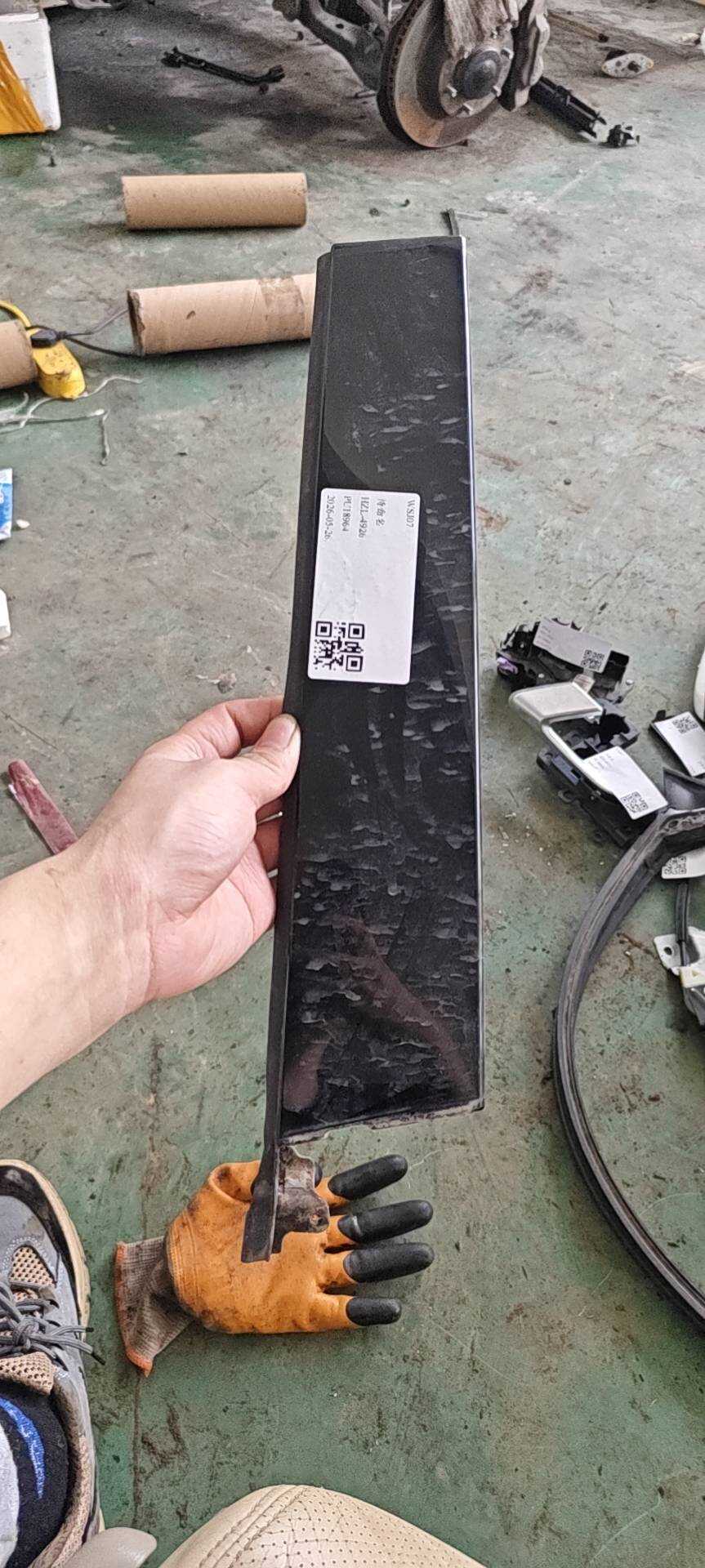 6600004016 左后车门窗框B柱装饰板