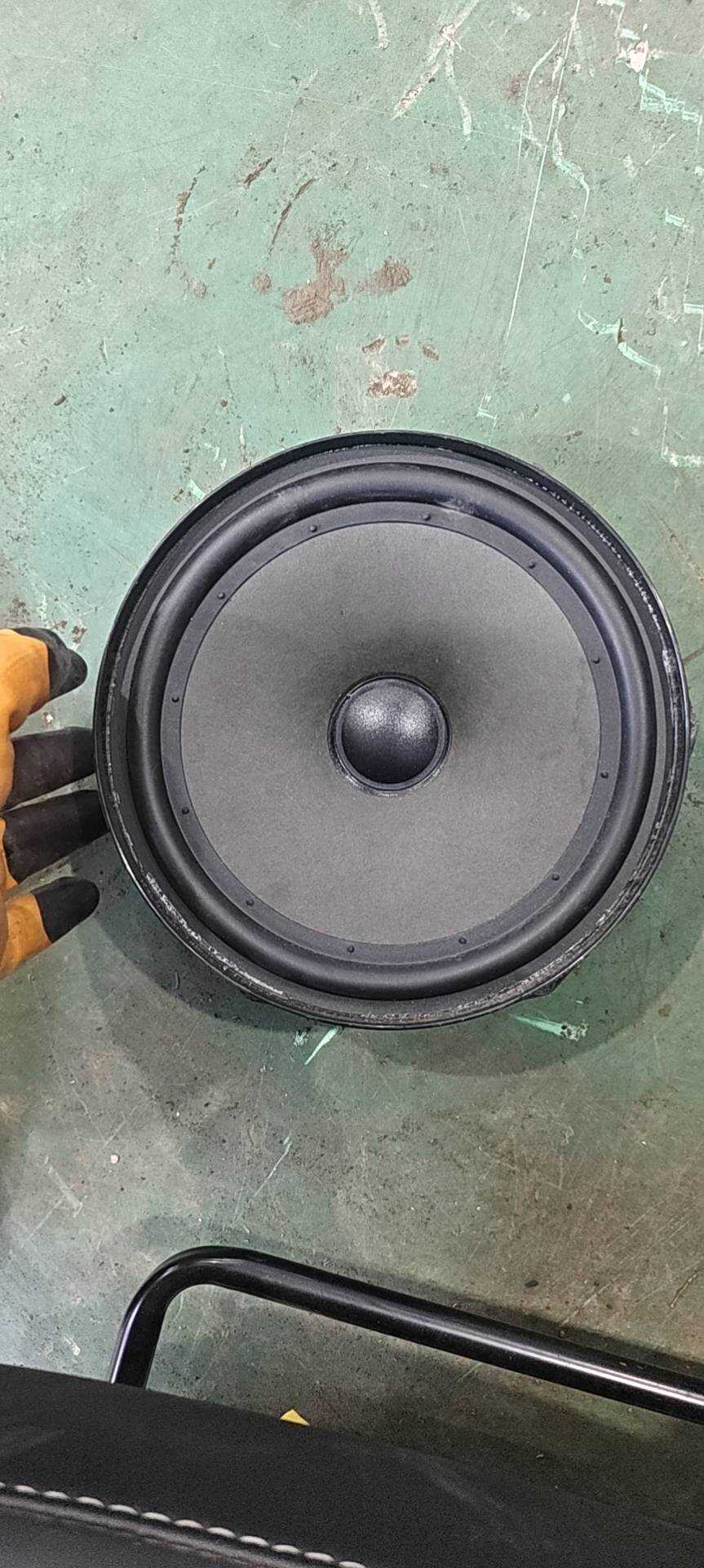 7N0035454A 前门低音扬声器(右)