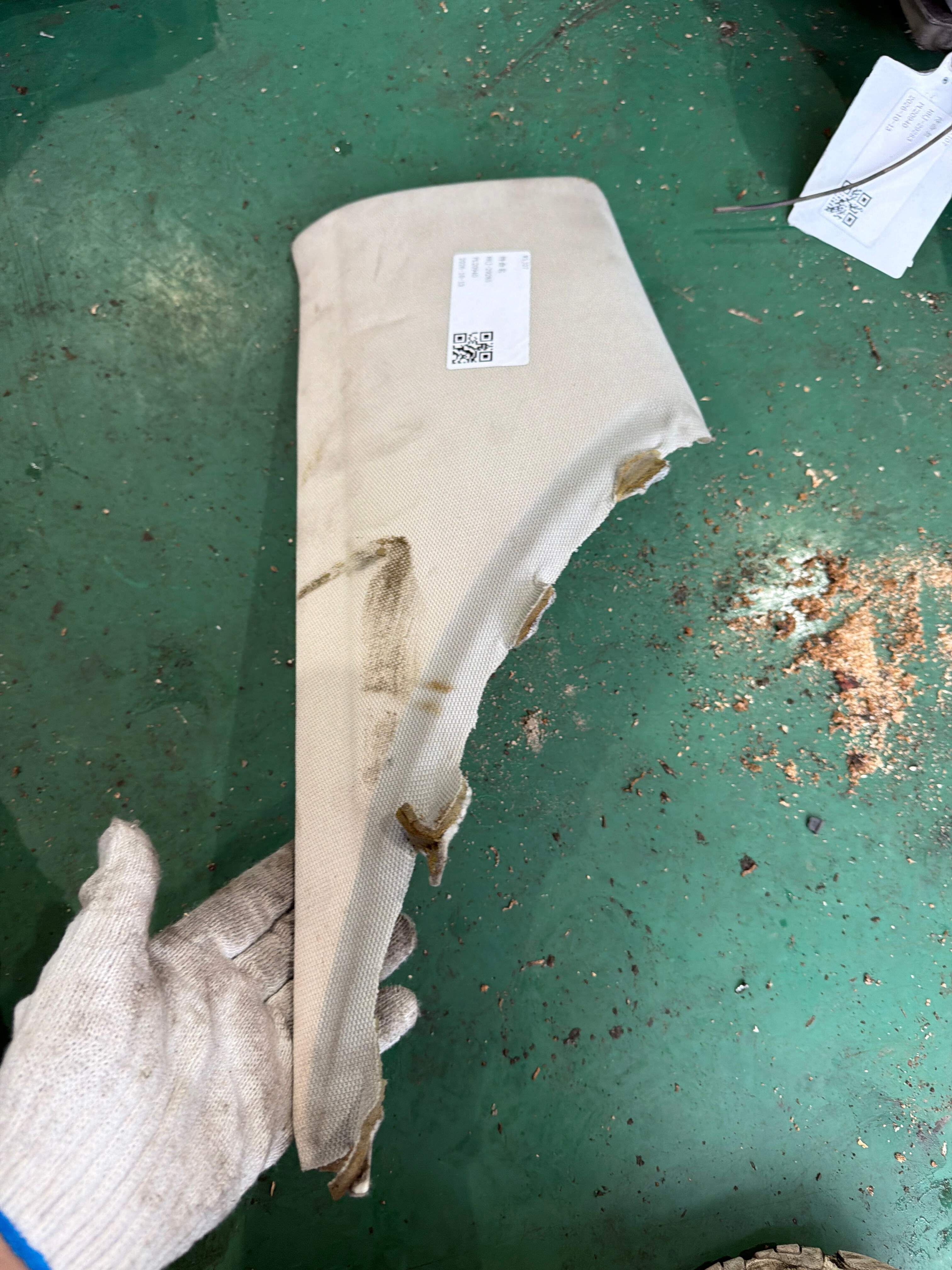 8K5867245 D-Pillar Inner Trim (Upper Left)