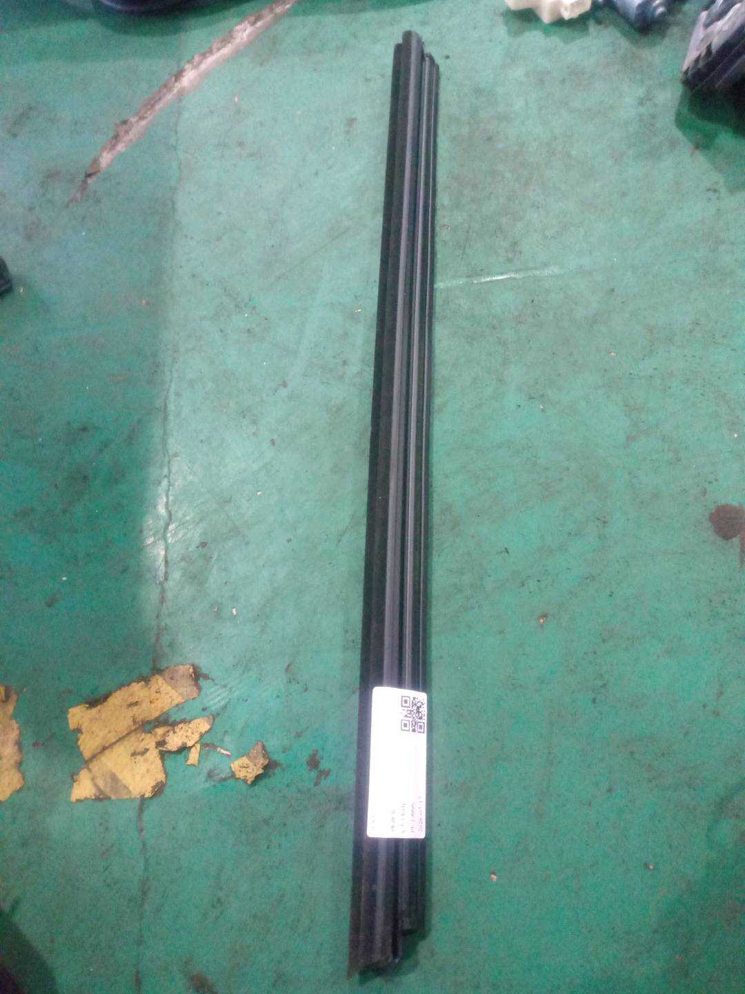 A2057251265 前门玻璃压条(右内)
